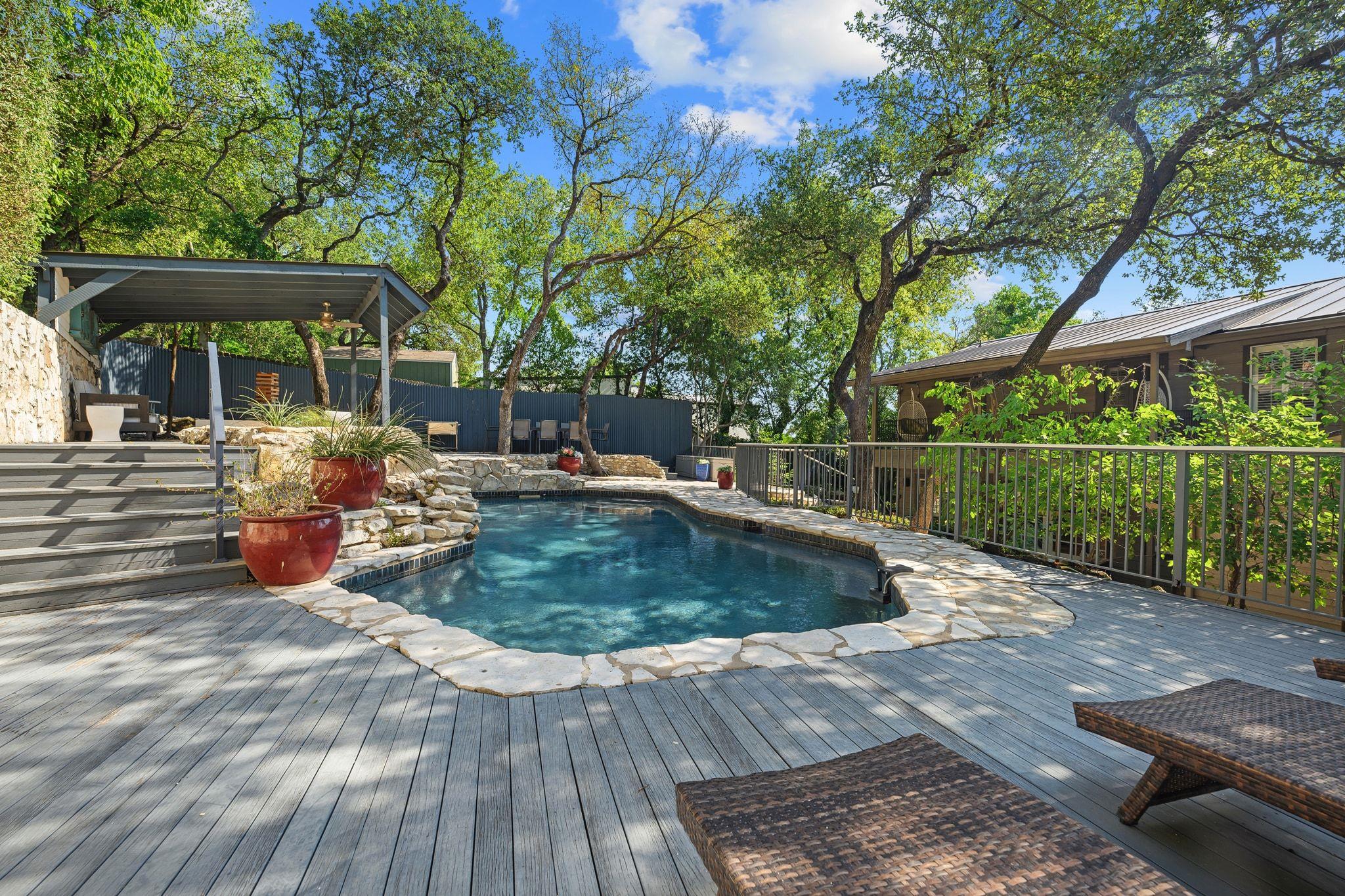 806 Rock Creek Dr, West Lake Hills, TX 78746