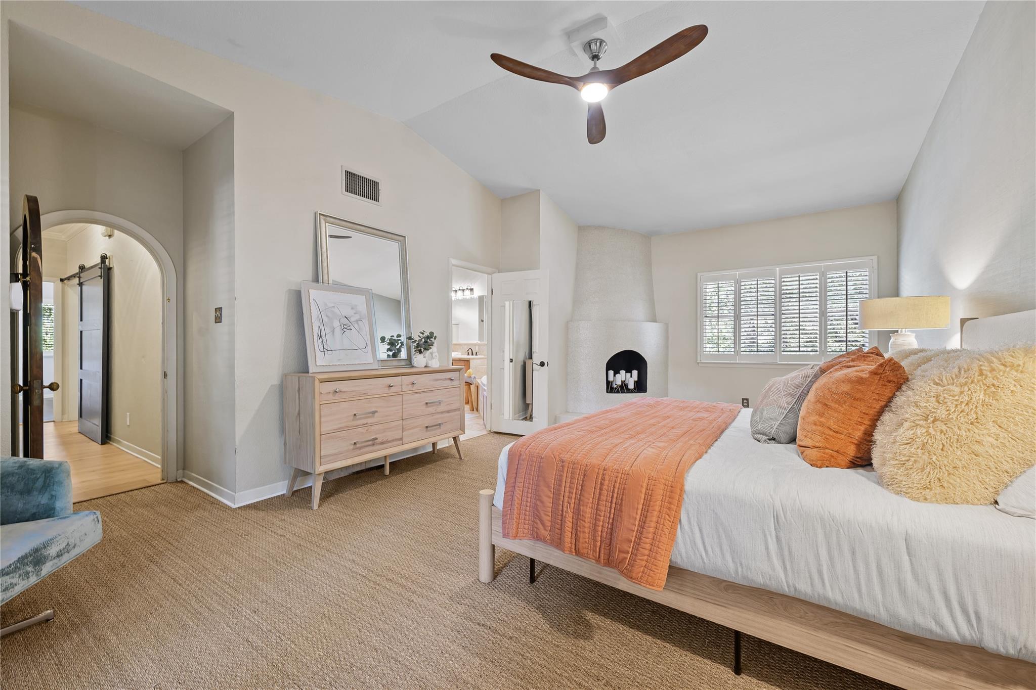 806 Rock Creek Dr, West Lake Hills, TX 78746