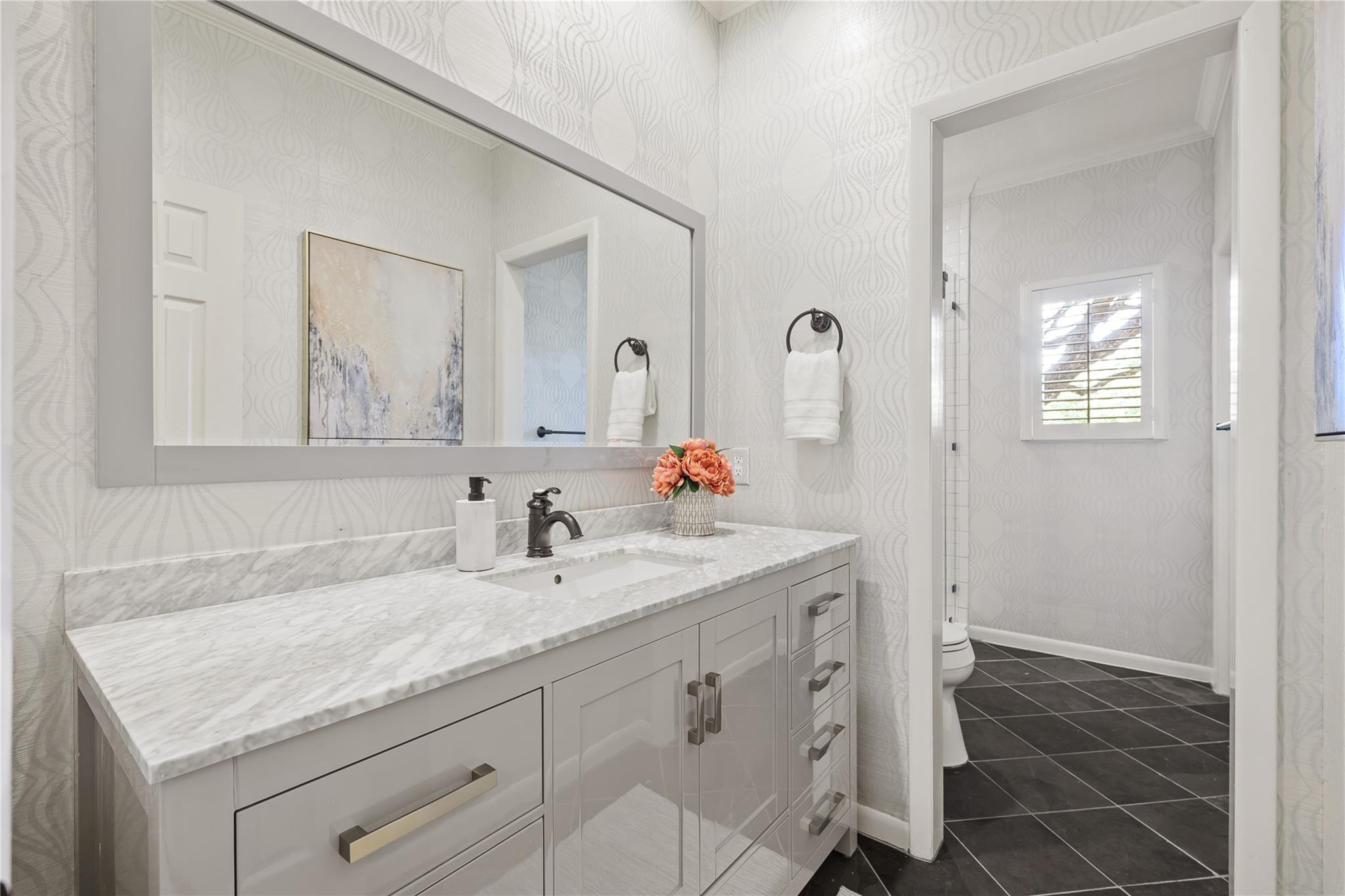 806 Rock Creek Dr, West Lake Hills, TX 78746