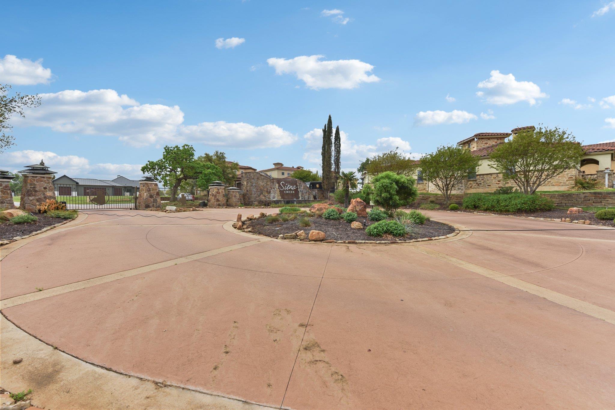 205 Mitchell Creek Dr, Horseshoe Bay, TX 78657