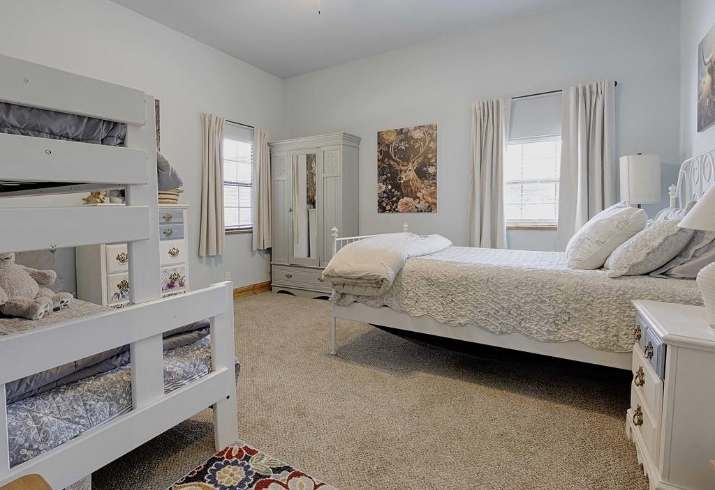 5160 Avenue B, Sheridan, TX 77475