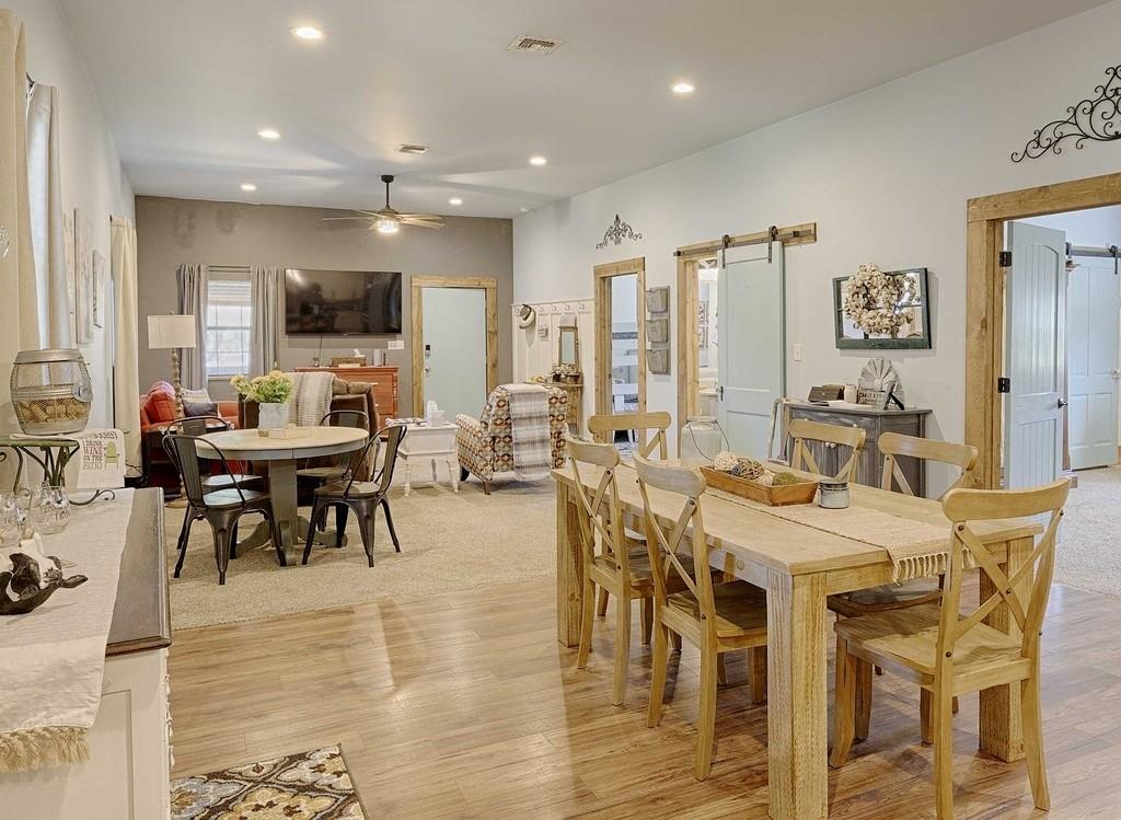 5160 Avenue B, Sheridan, TX 77475