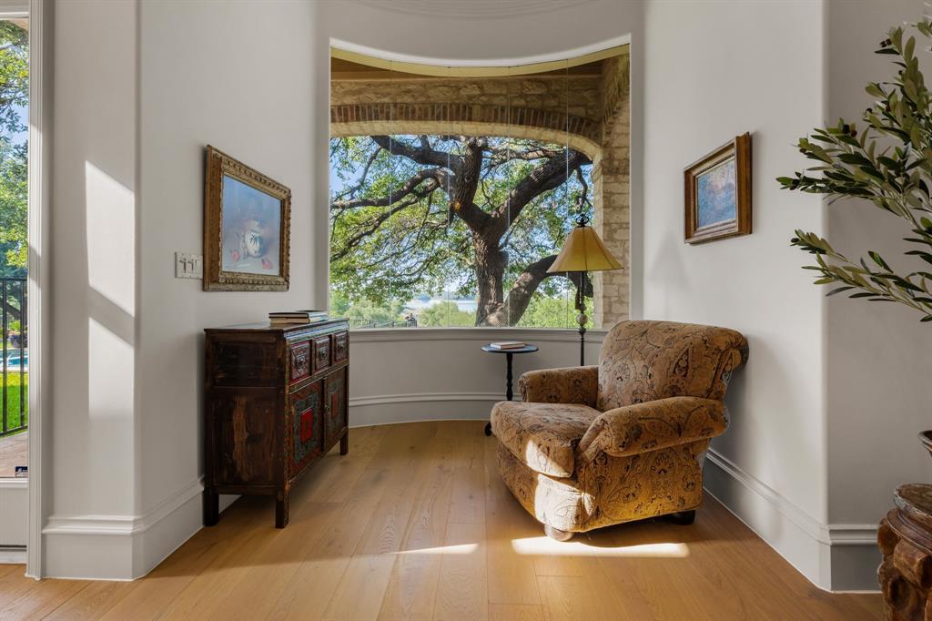 401 Brooks Hollow Rd, Lakeway, TX 78734