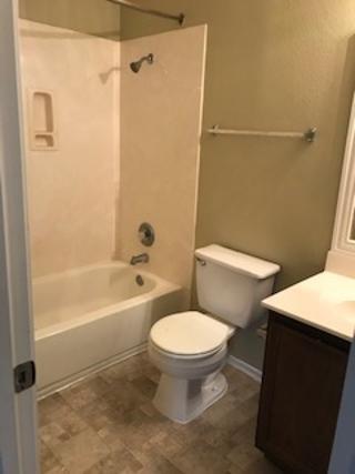 103 Paddington Way, Hutto, TX 78634