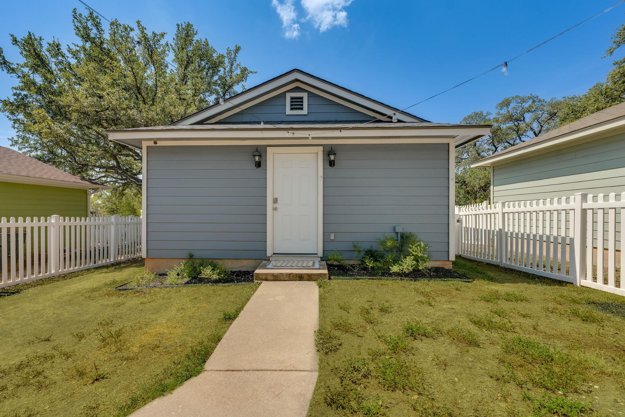 356 Wetzel, Kyle, TX 78640