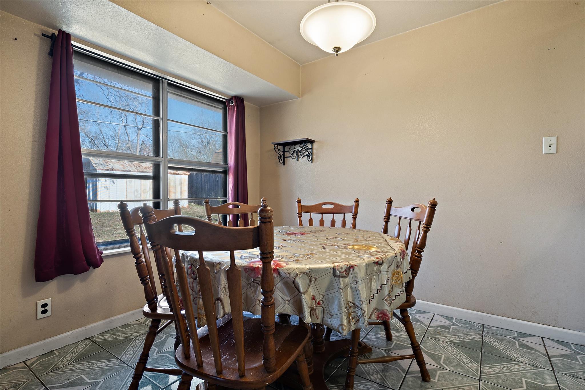 1712 Pine Knoll Dr, Austin, TX 78758