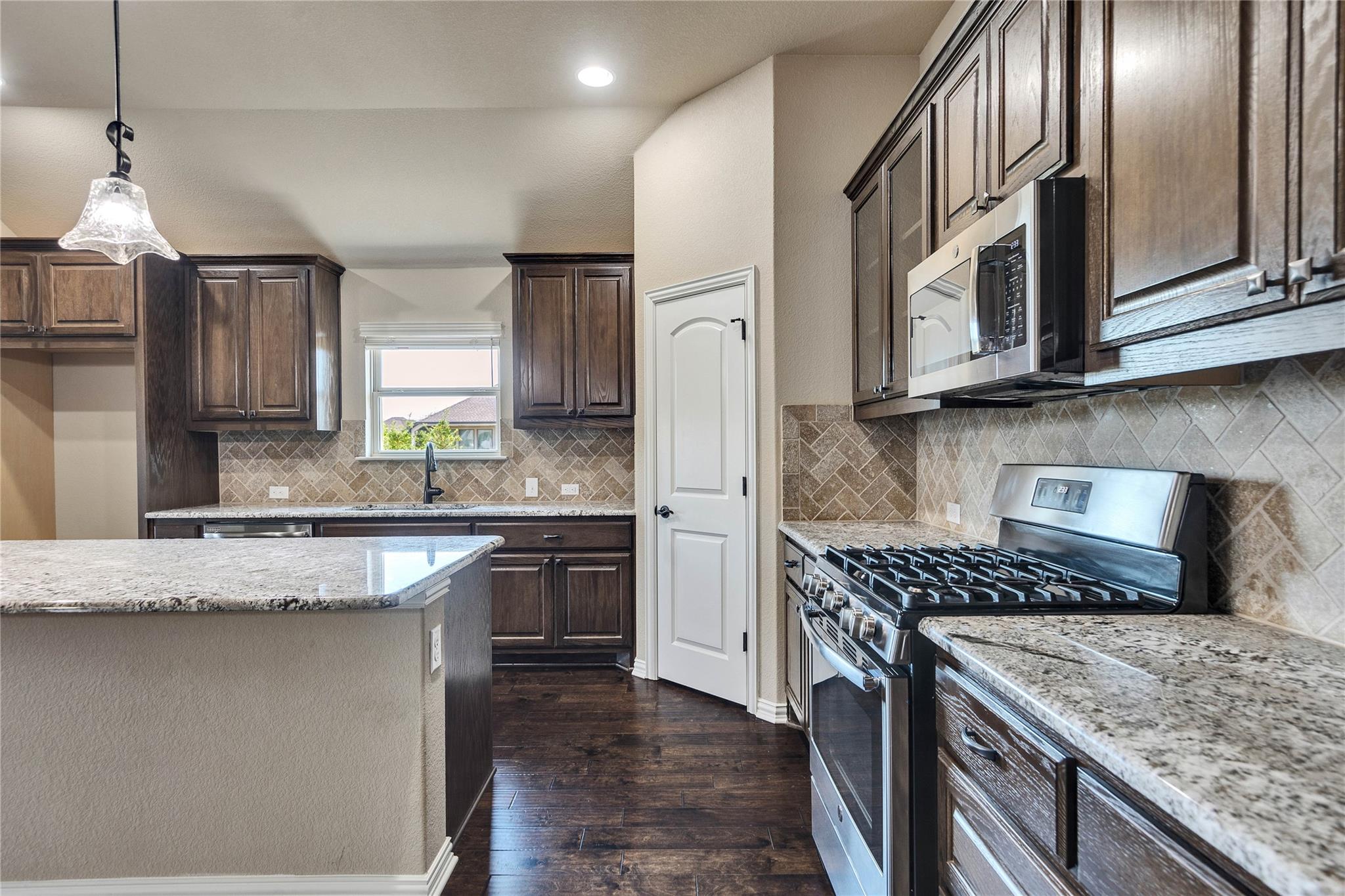 2132 Montesol Ln, Leander, TX 78641