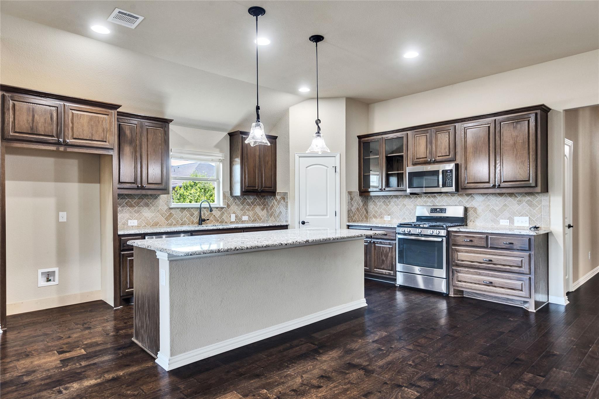 2132 Montesol Ln, Leander, TX 78641