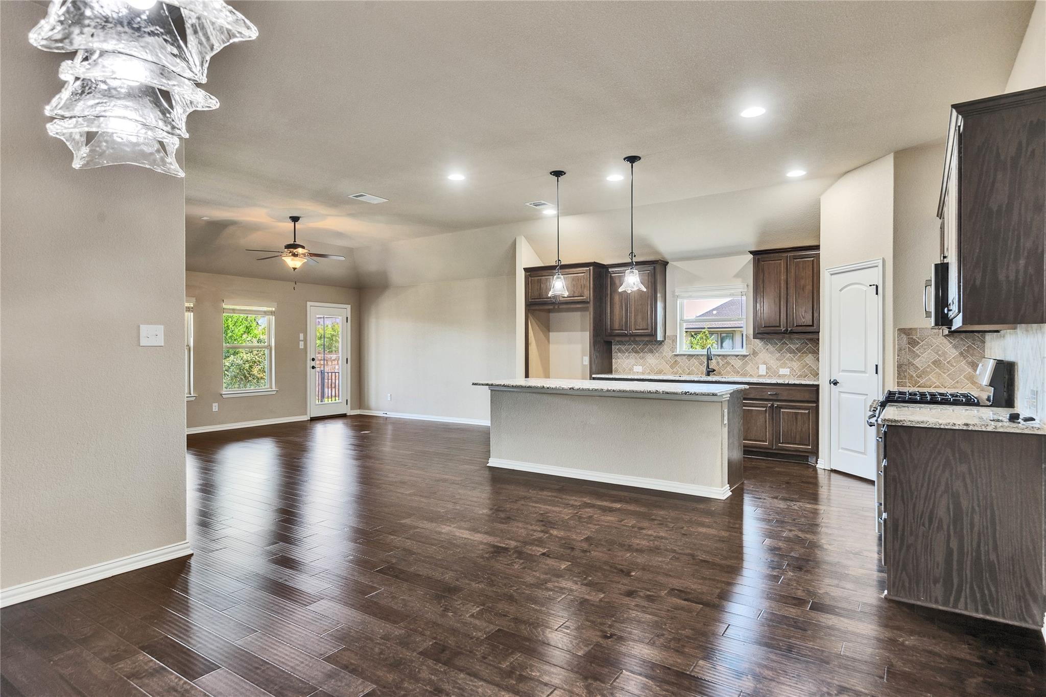 2132 Montesol Ln, Leander, TX 78641