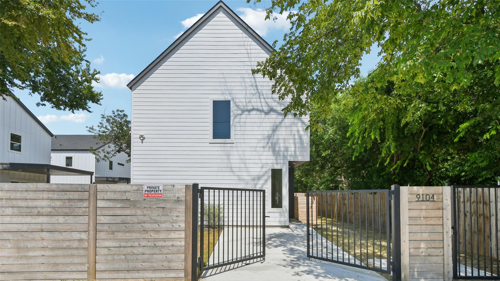 9104 Georgian Dr, Austin, TX 78753