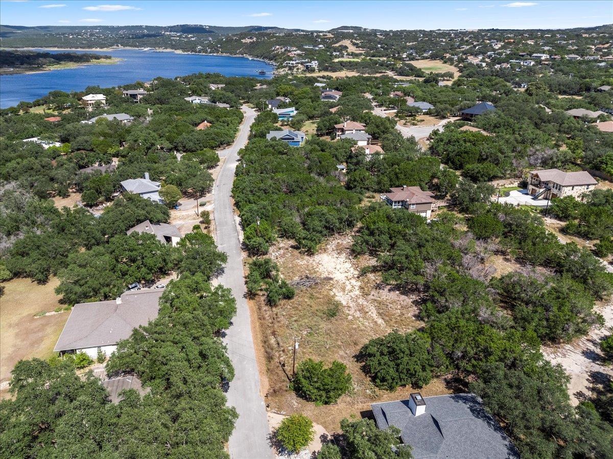 21522 Lakefront Dr, Lago Vista, TX 78645