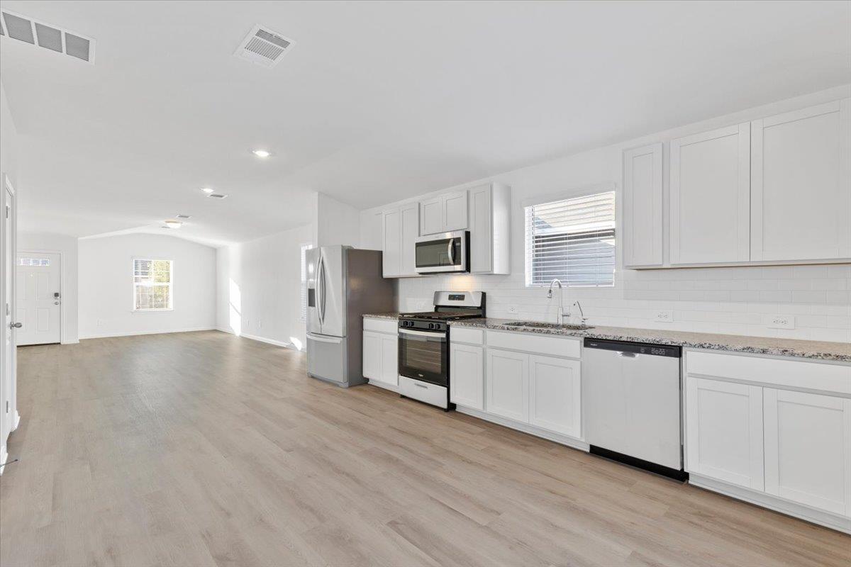 111 Tektite Ter, Kyle, TX 78640