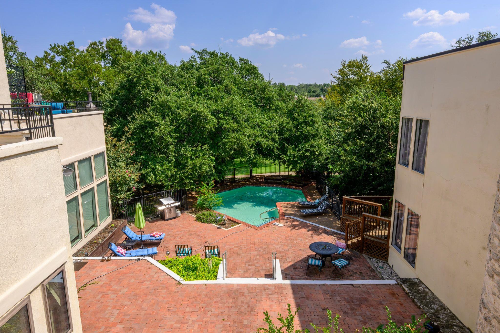 1 Crystal Springs Ct # G, The Hills, TX 78738