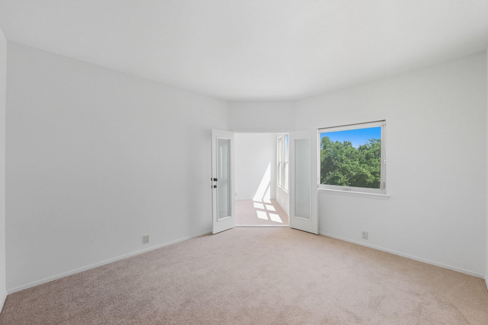 1 Crystal Springs Ct # G, The Hills, TX 78738