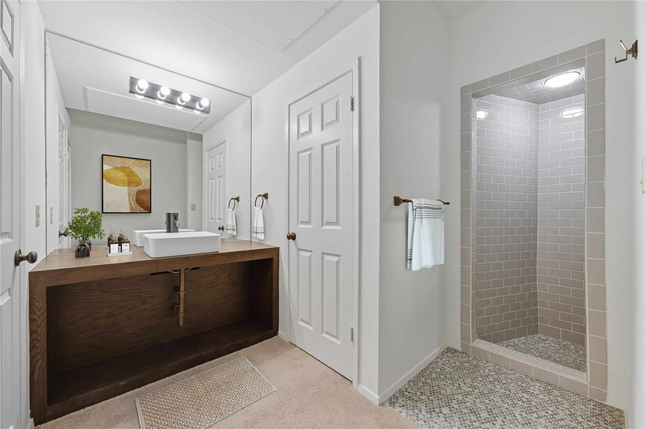 1 Crystal Springs Ct # G, The Hills, TX 78738