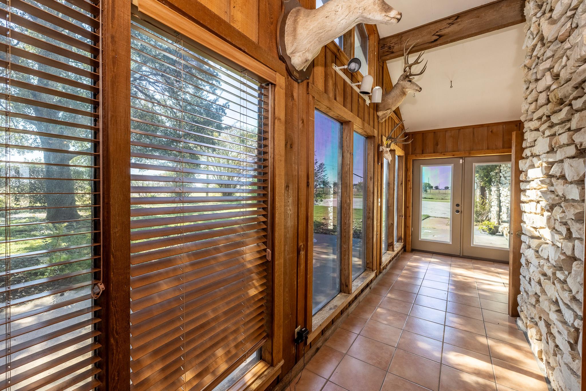 2405 County Road 239, Gonzales, TX 78629