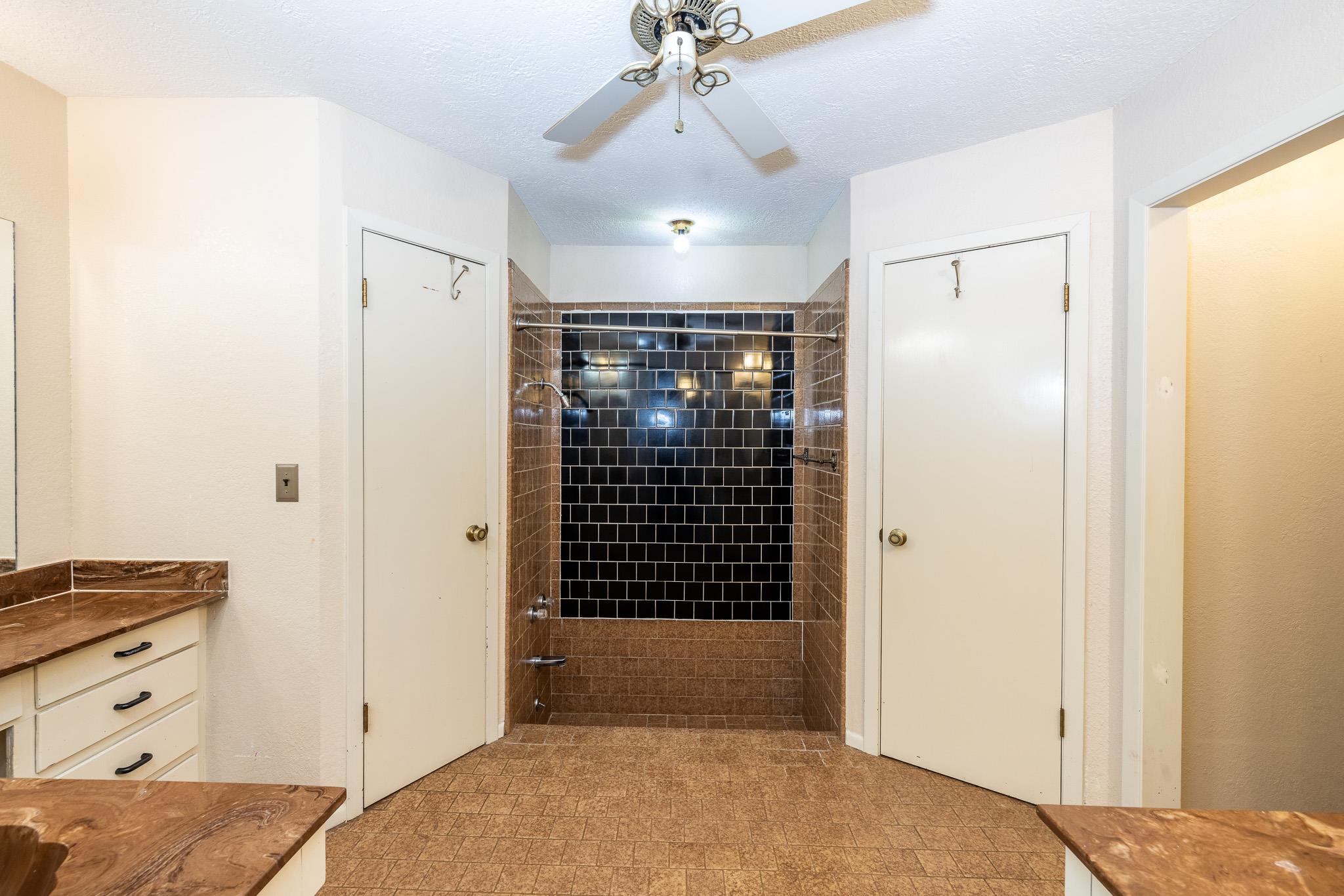 2405 County Road 239, Gonzales, TX 78629