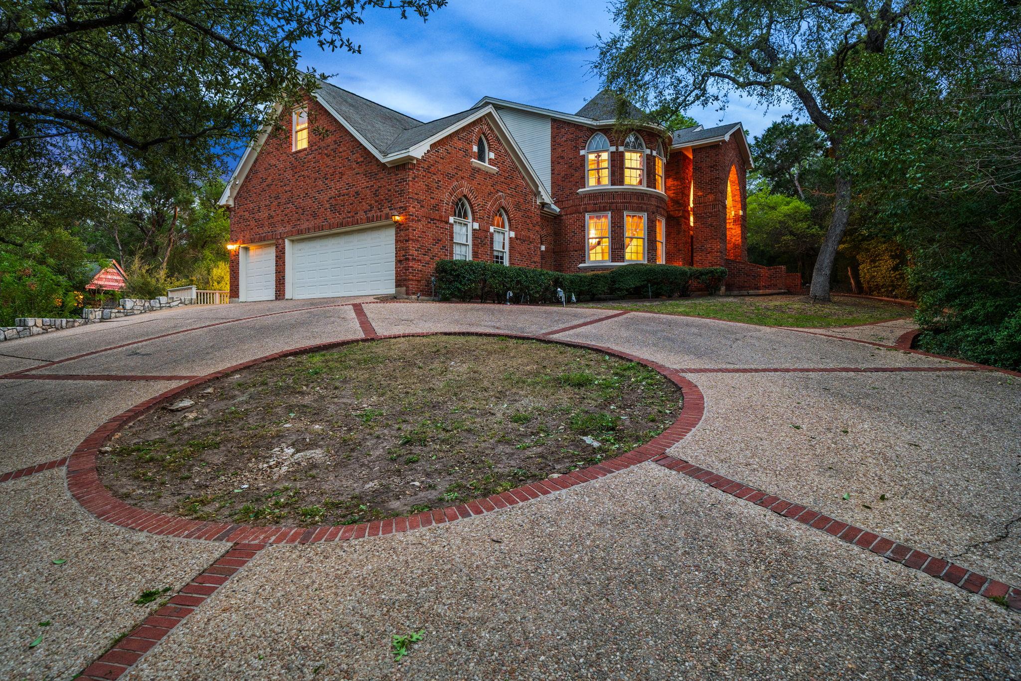 901 Westlake Dr, West Lake Hills, TX 78746