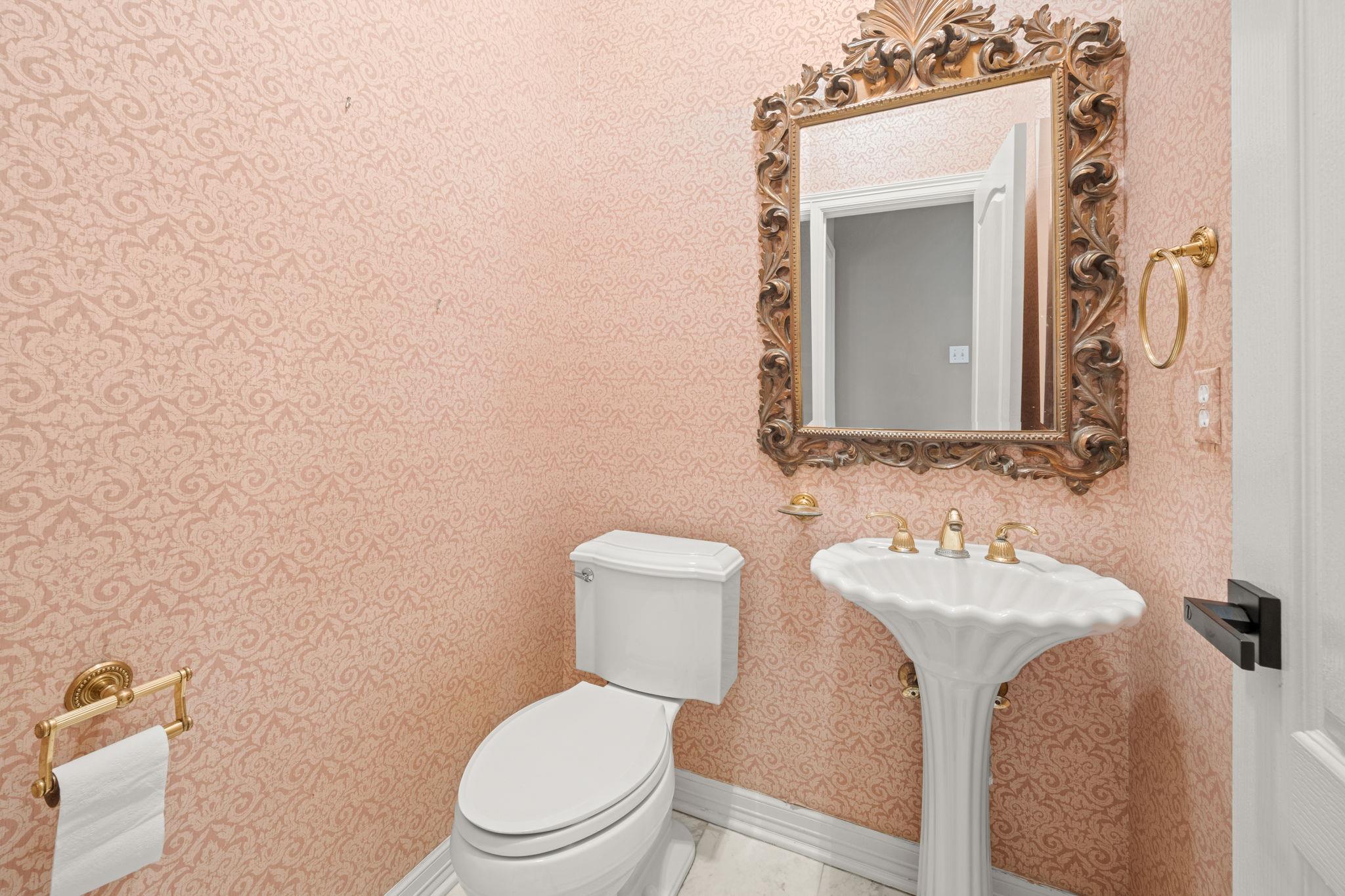 901 Westlake Dr, West Lake Hills, TX 78746