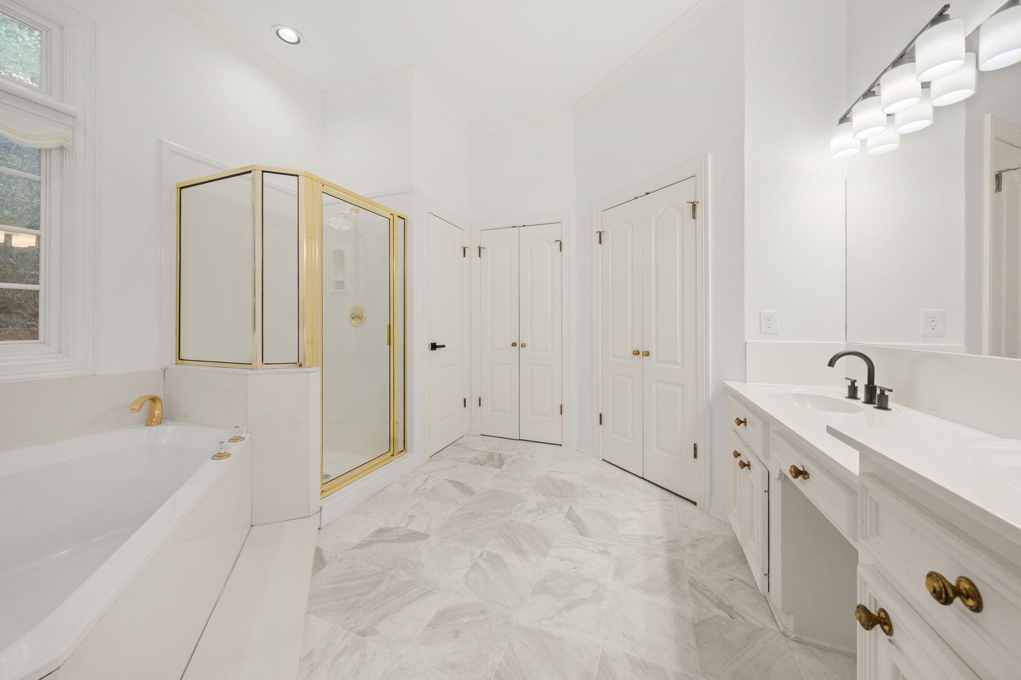 901 Westlake Dr, West Lake Hills, TX 78746