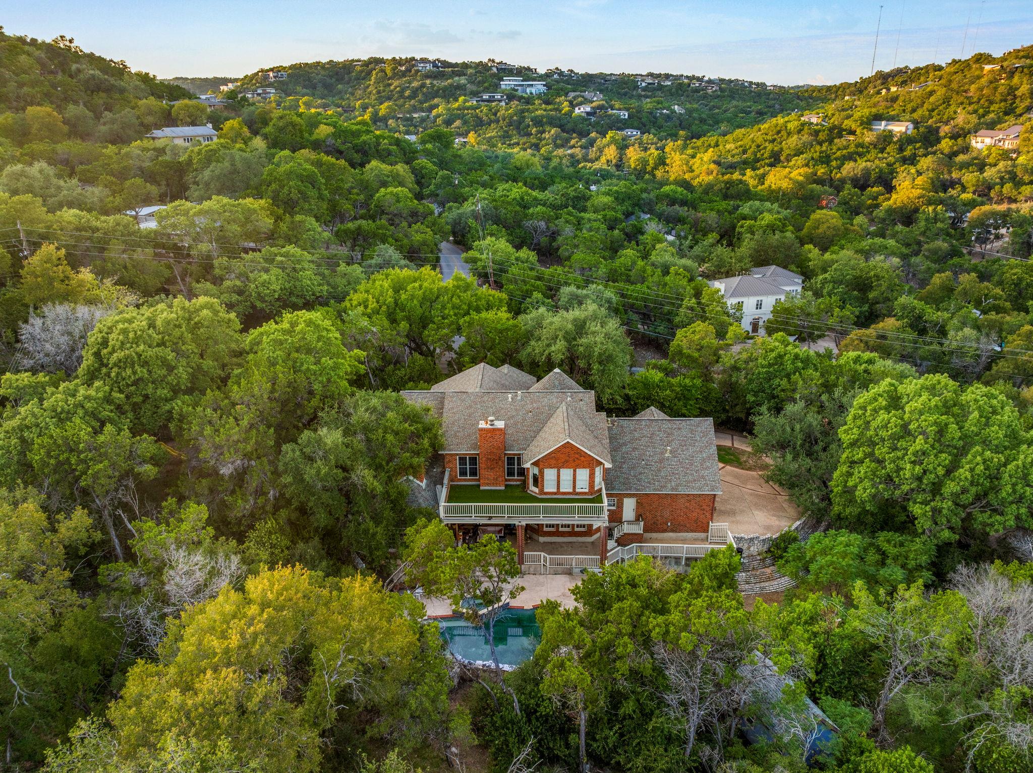 901 Westlake Dr, West Lake Hills, TX 78746