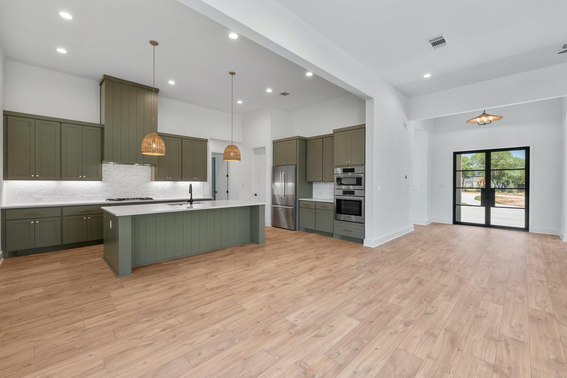 125 Stockman Dr, Dripping Springs, TX 78620