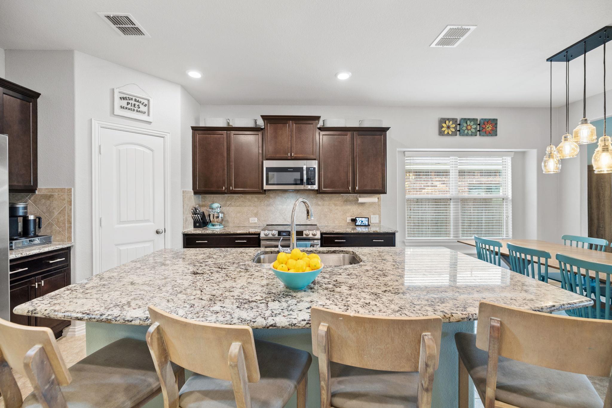 454 Shale Cir, Buda, TX 78610