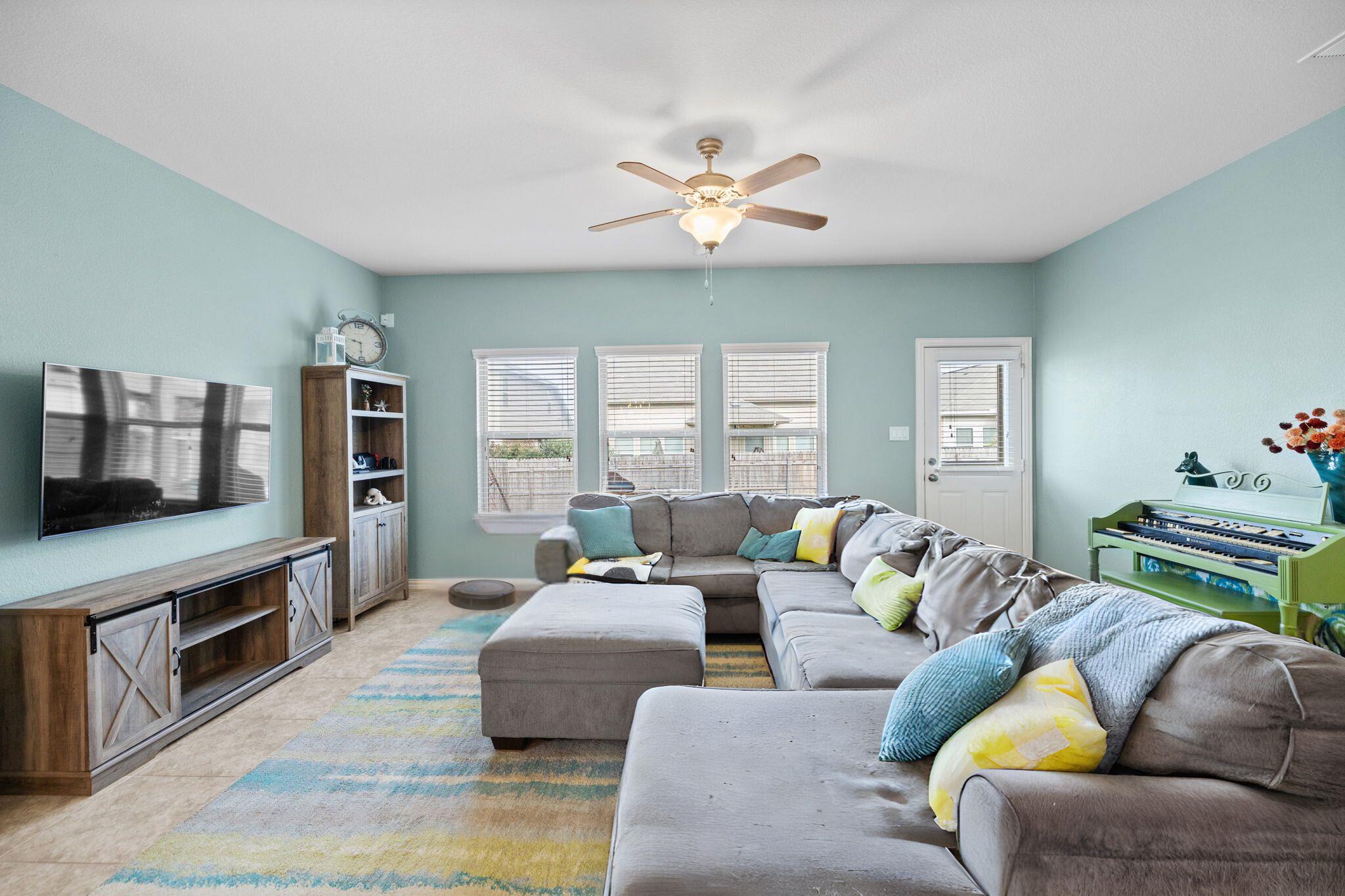 454 Shale Cir, Buda, TX 78610