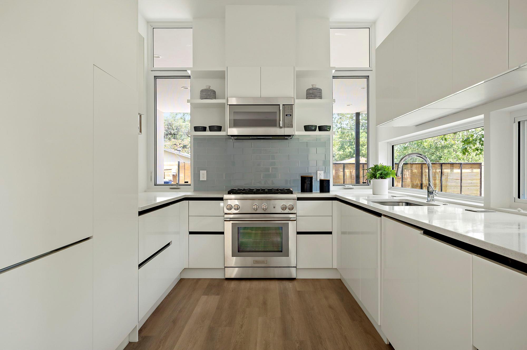 5507 Manor Rd # B, Austin, TX 78723