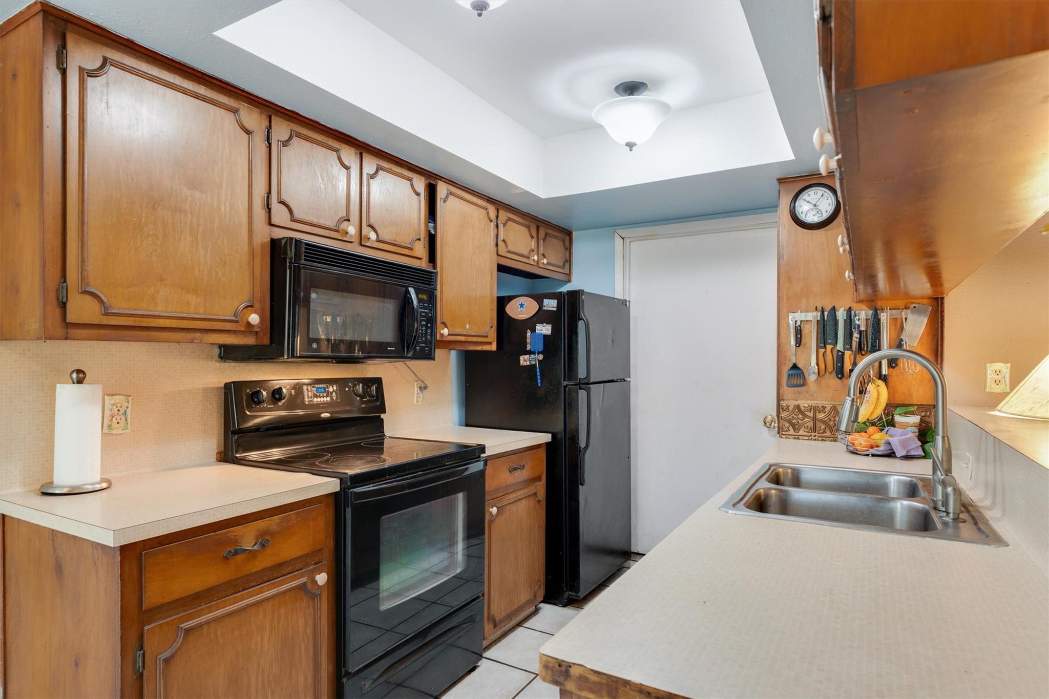 9505 Eddystone St, Austin, TX 78729