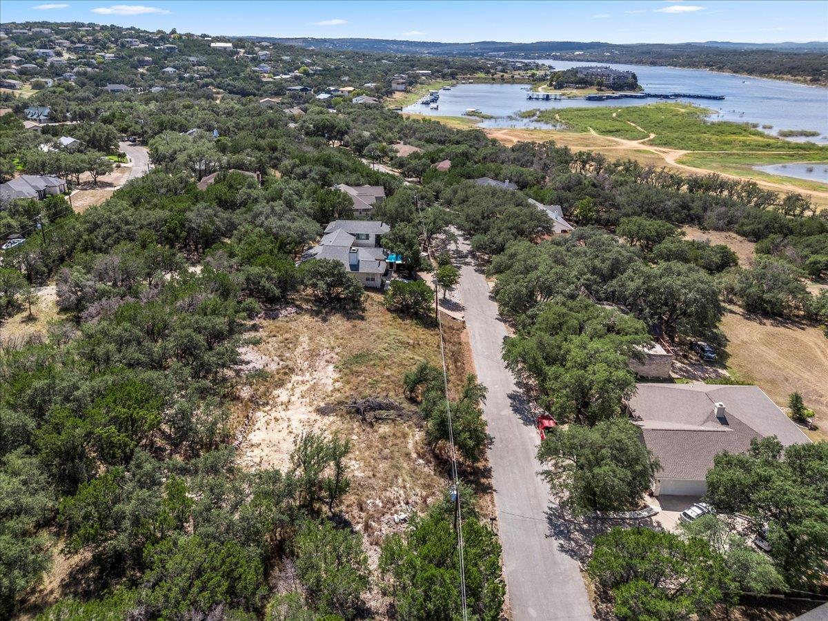 21524 Lakefront Dr, Lago Vista, TX 78645