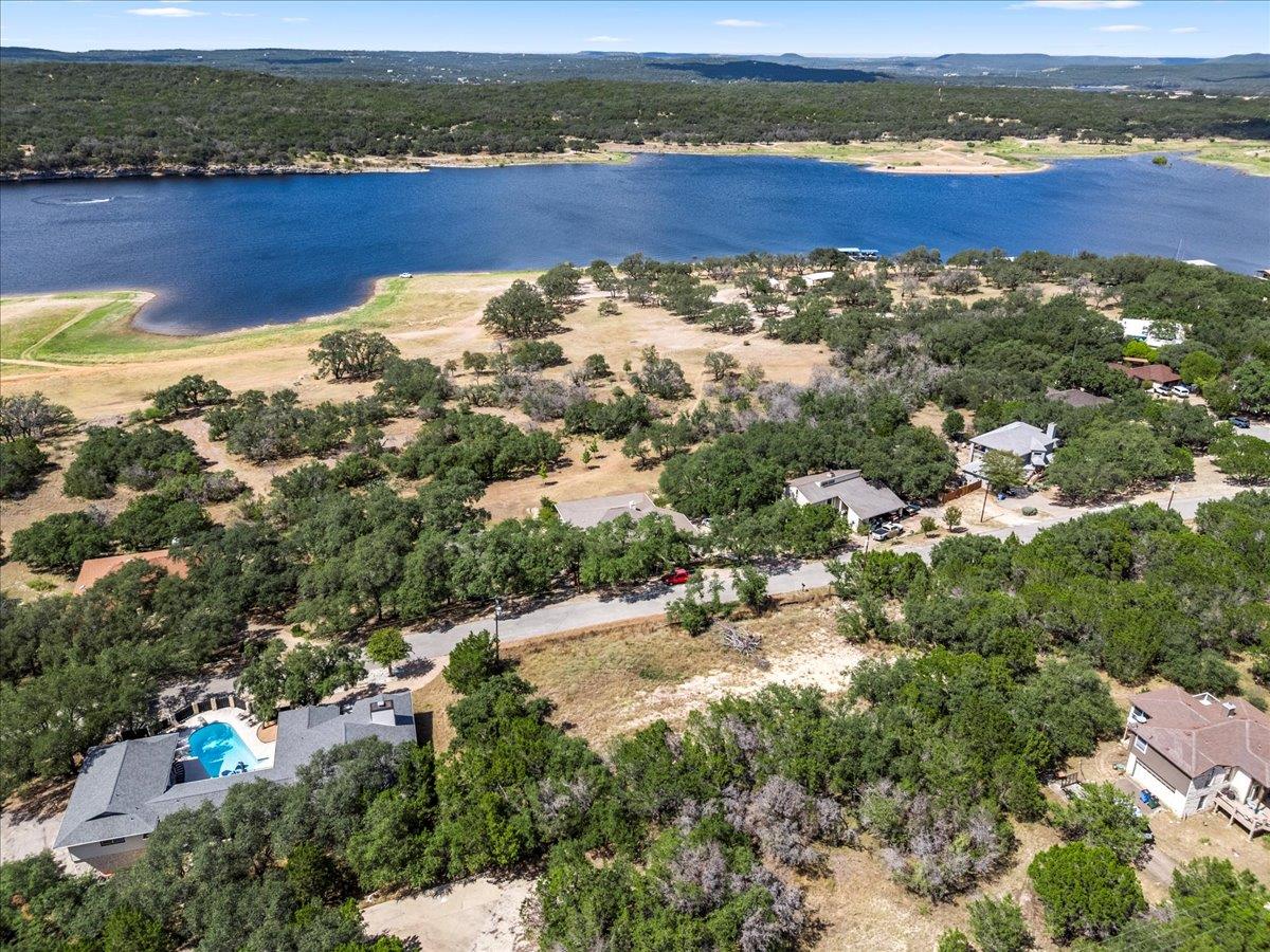 21524 Lakefront Dr, Lago Vista, TX 78645