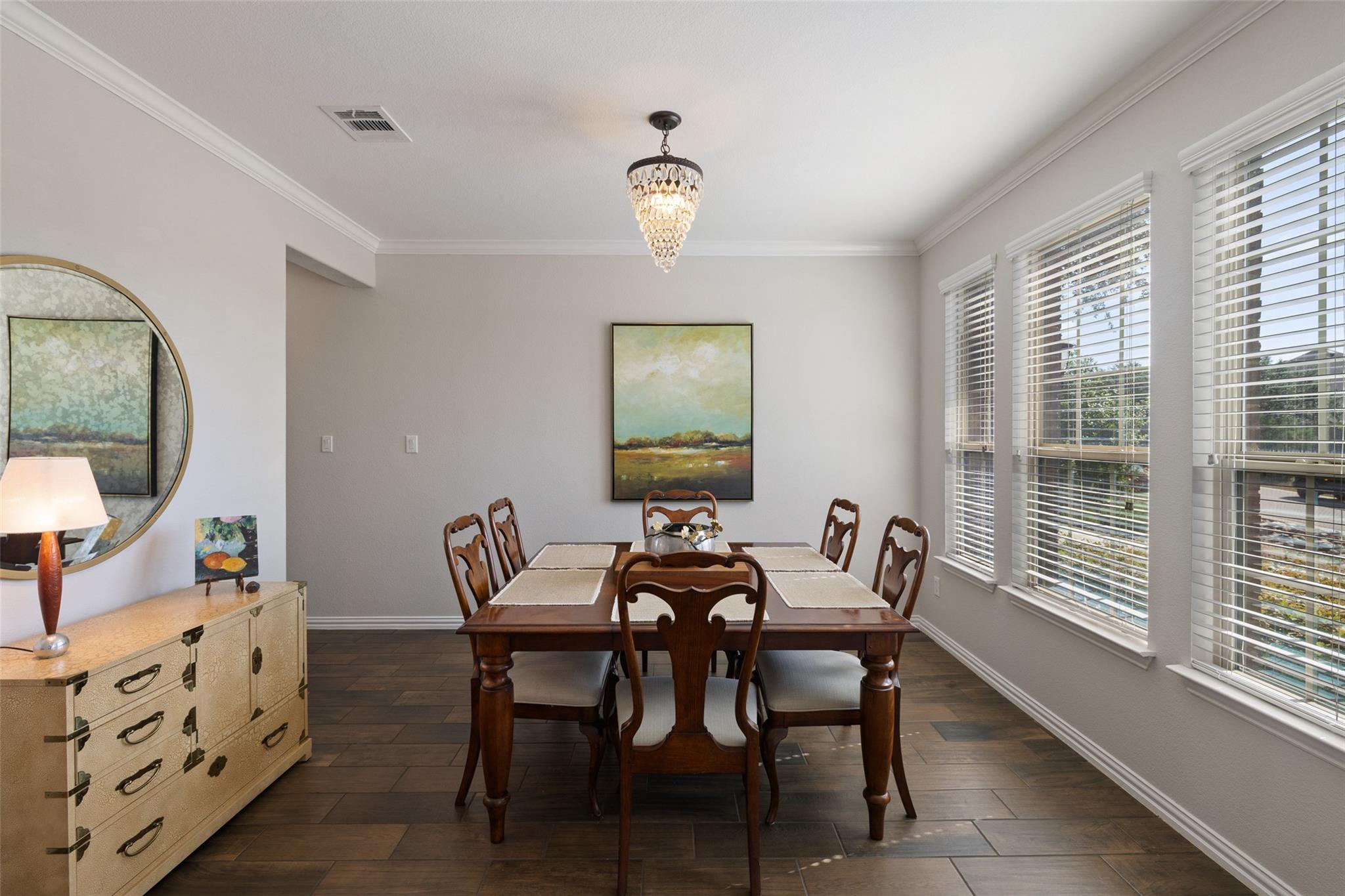 4512 Diamante Dr, Spicewood, TX 78669