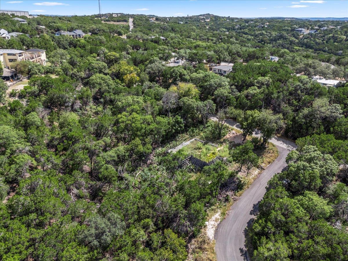 20710 Roundup Trl, Lago Vista, TX 78645