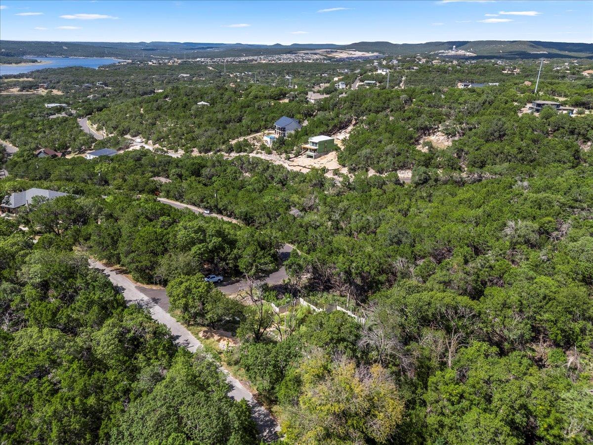 20710 Roundup Trl, Lago Vista, TX 78645