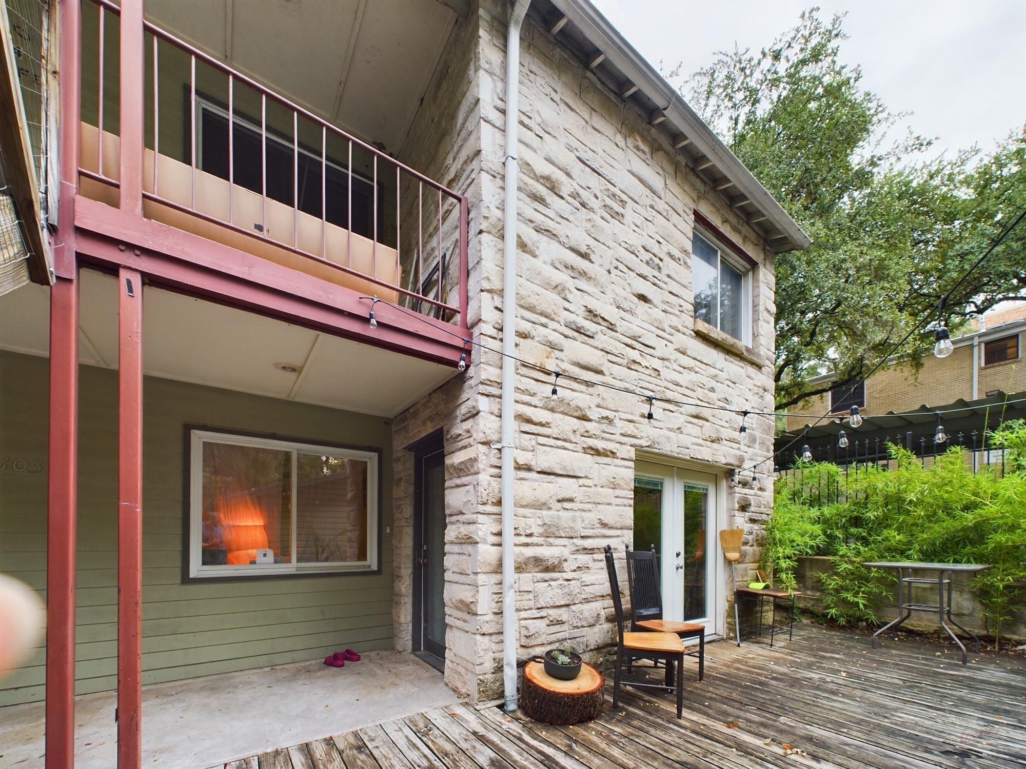 915 Keith Ln # 103, Austin, TX 78705