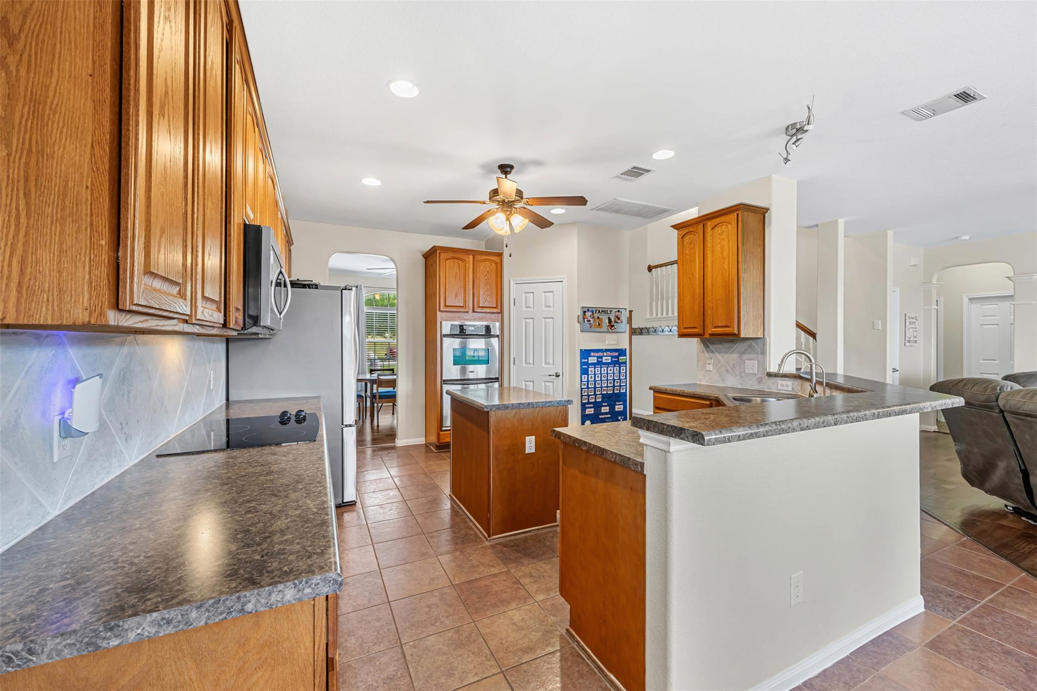 2011 Sandy Point Rd, Harker Heights, TX 76548