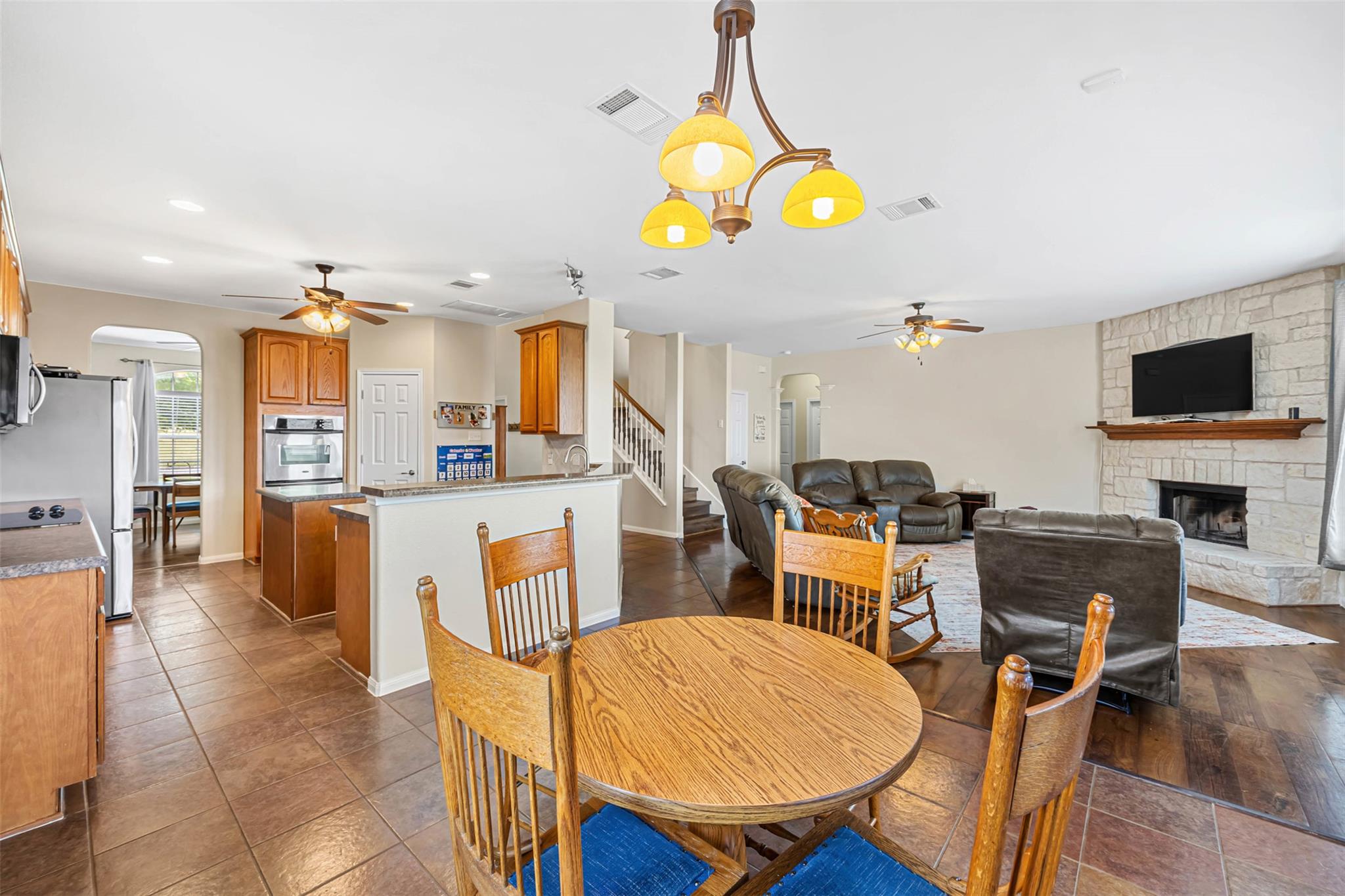 2011 Sandy Point Rd, Harker Heights, TX 76548