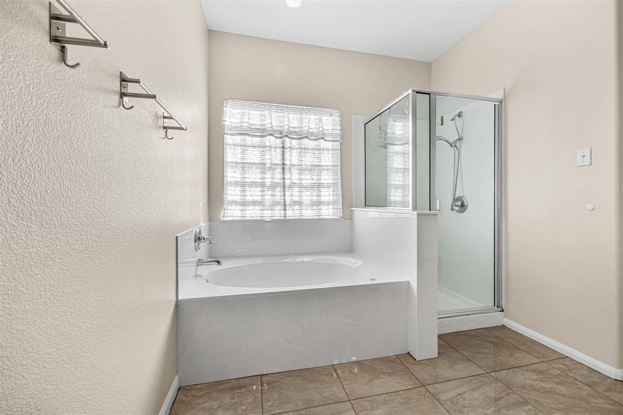 2011 Sandy Point Rd, Harker Heights, TX 76548