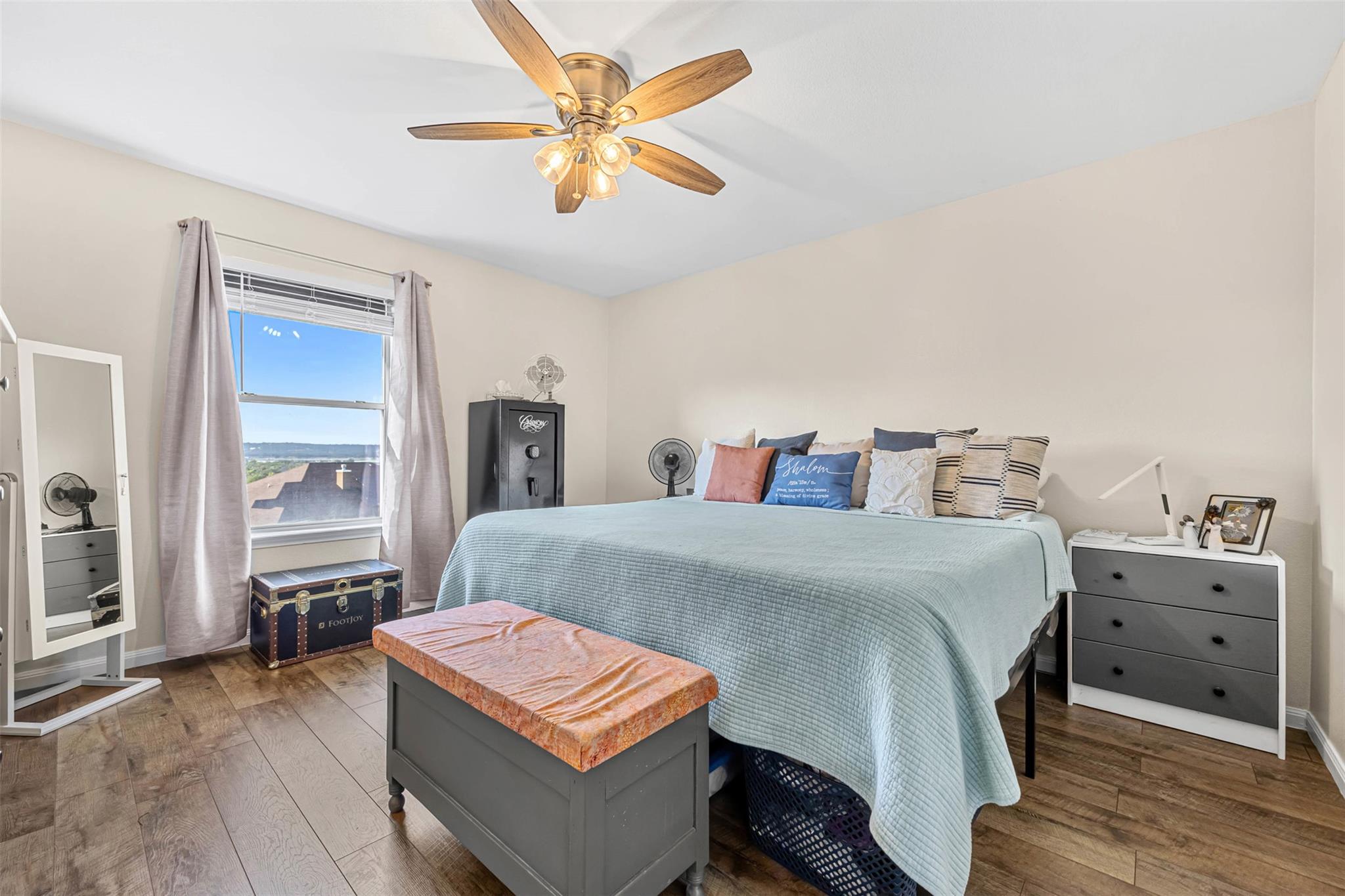 2011 Sandy Point Rd, Harker Heights, TX 76548