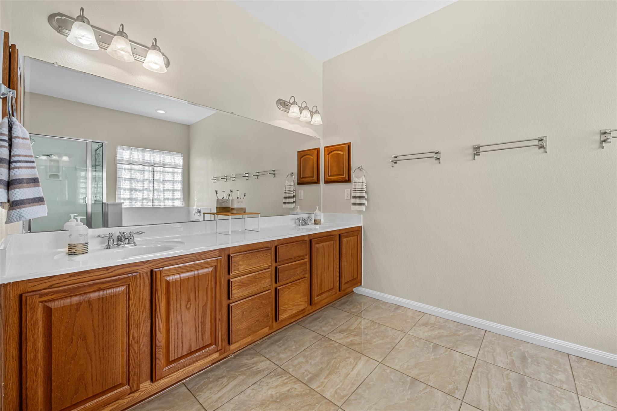 2011 Sandy Point Rd, Harker Heights, TX 76548