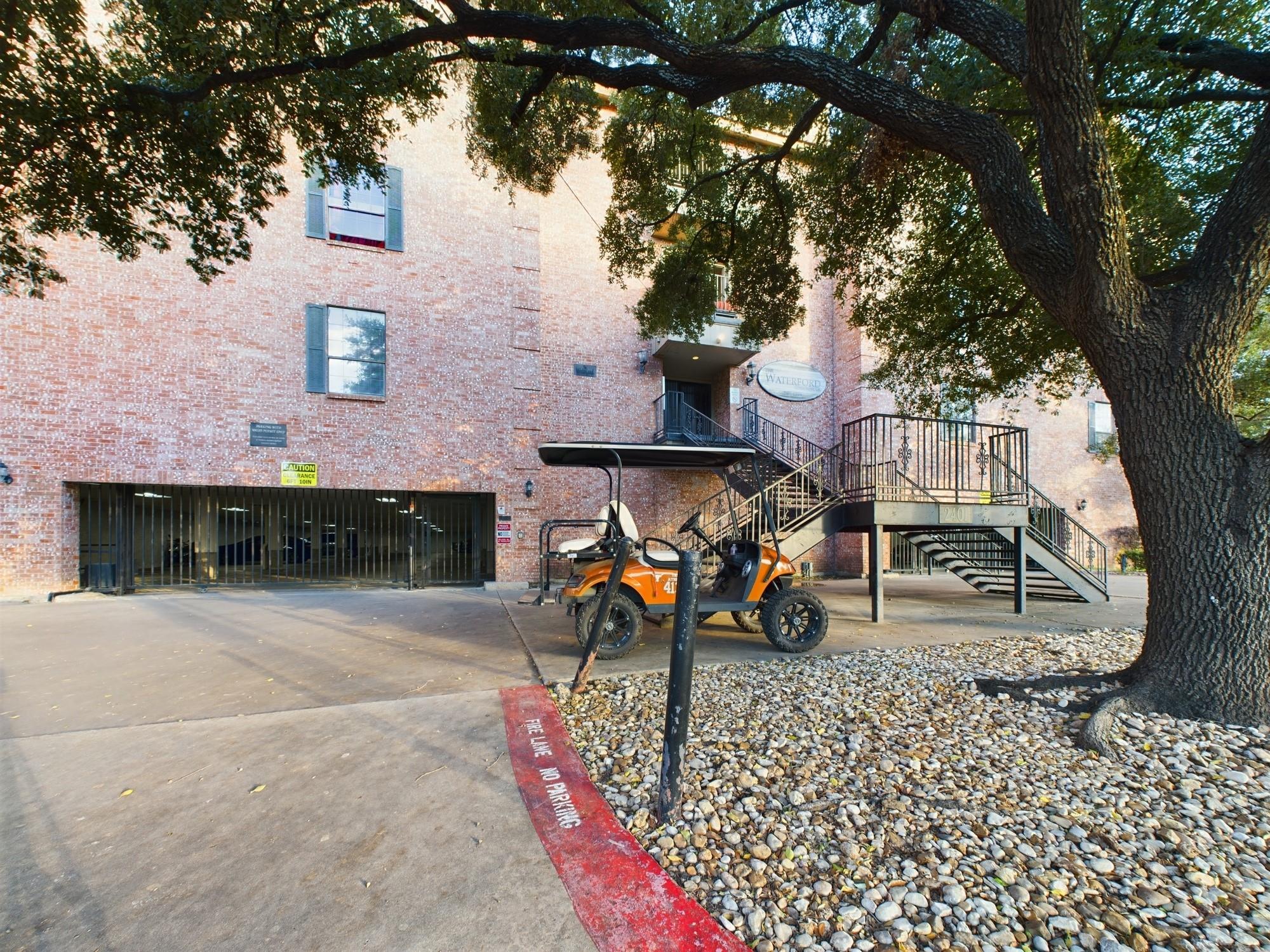 2401 Leon St # 303, Austin, TX 78705