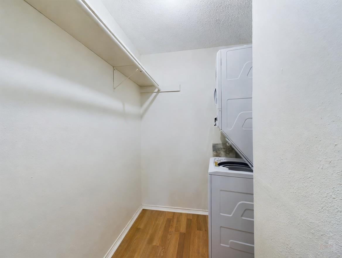 2401 Leon St # 303, Austin, TX 78705