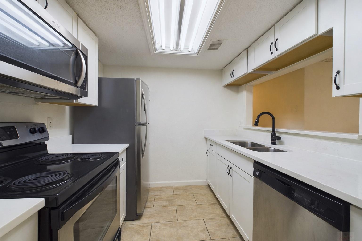 2401 Leon St # 303, Austin, TX 78705