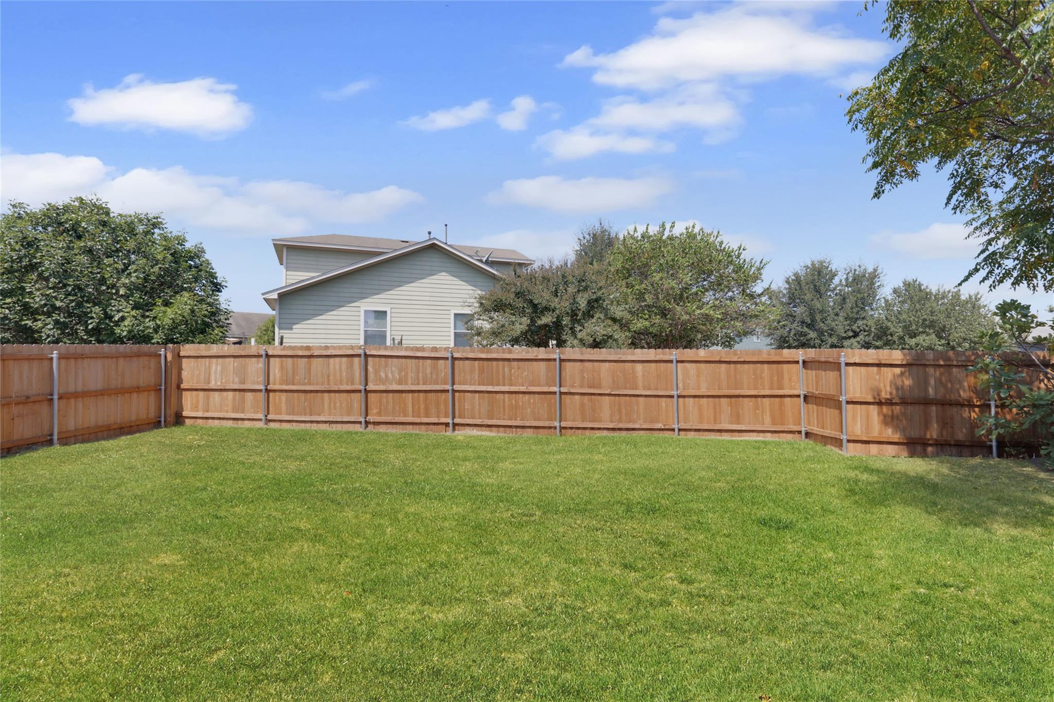 18801 Great Falls Dr, Manor, TX 78653
