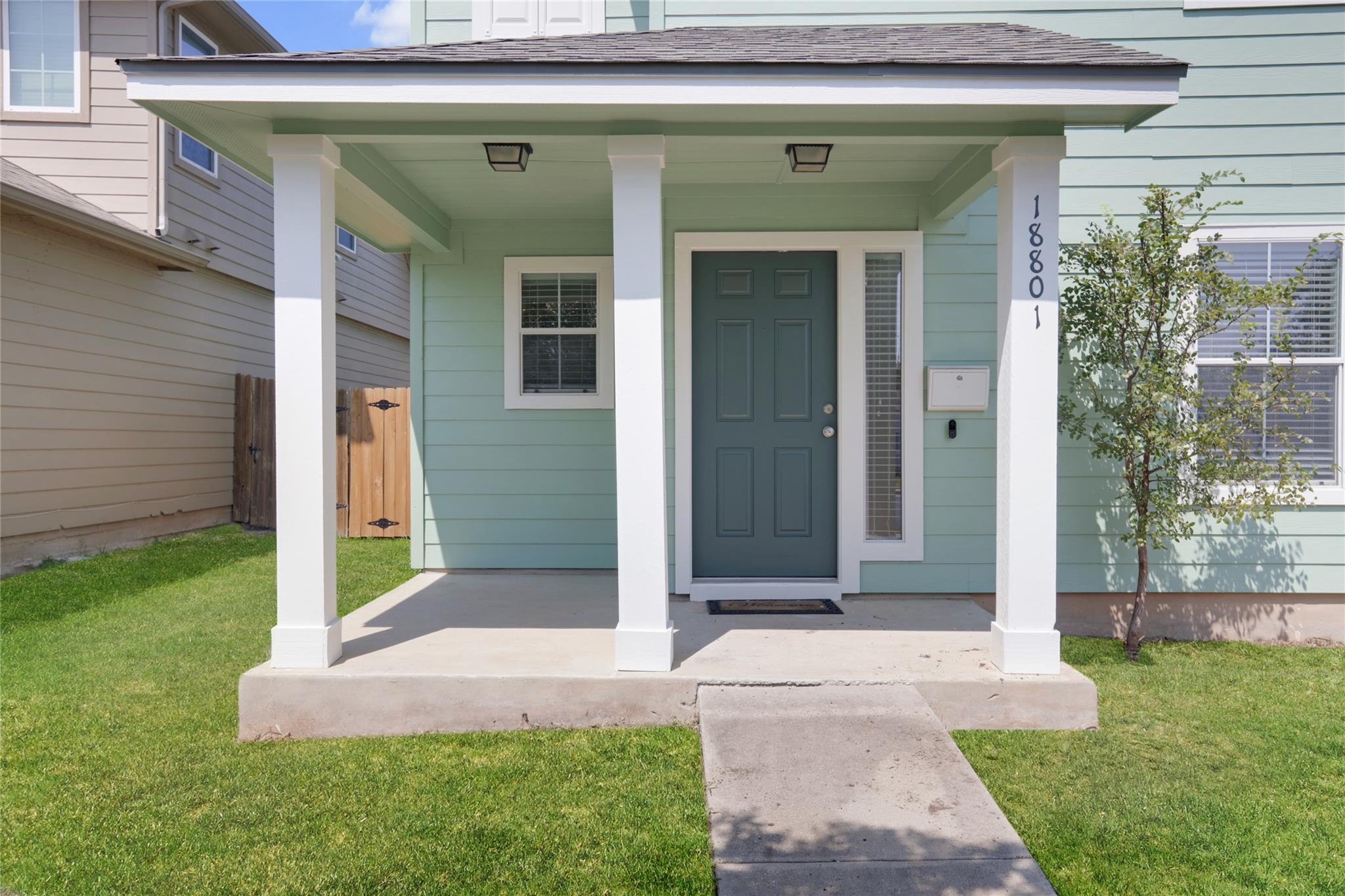 18801 Great Falls Dr, Manor, TX 78653