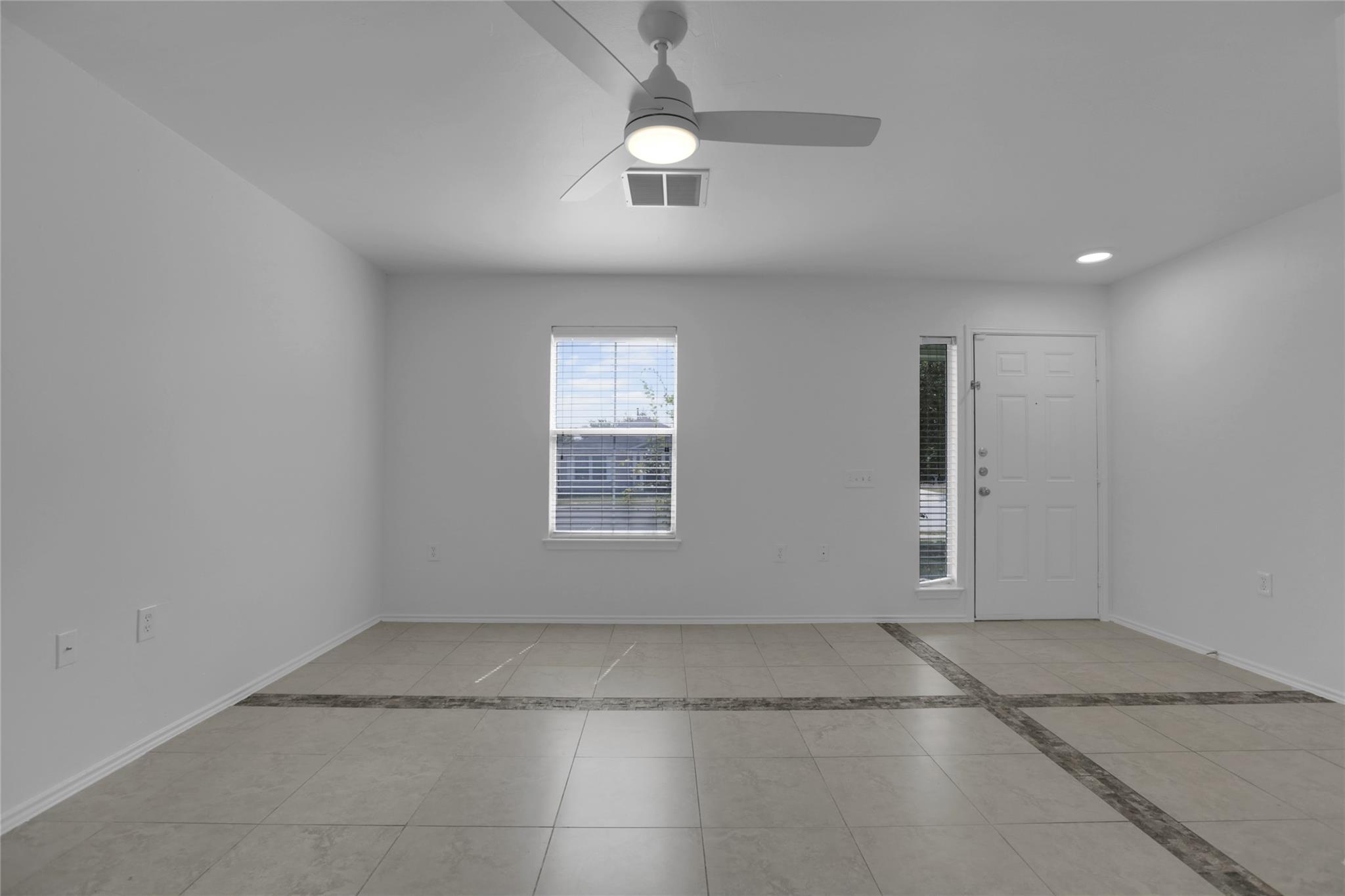 18801 Great Falls Dr, Manor, TX 78653