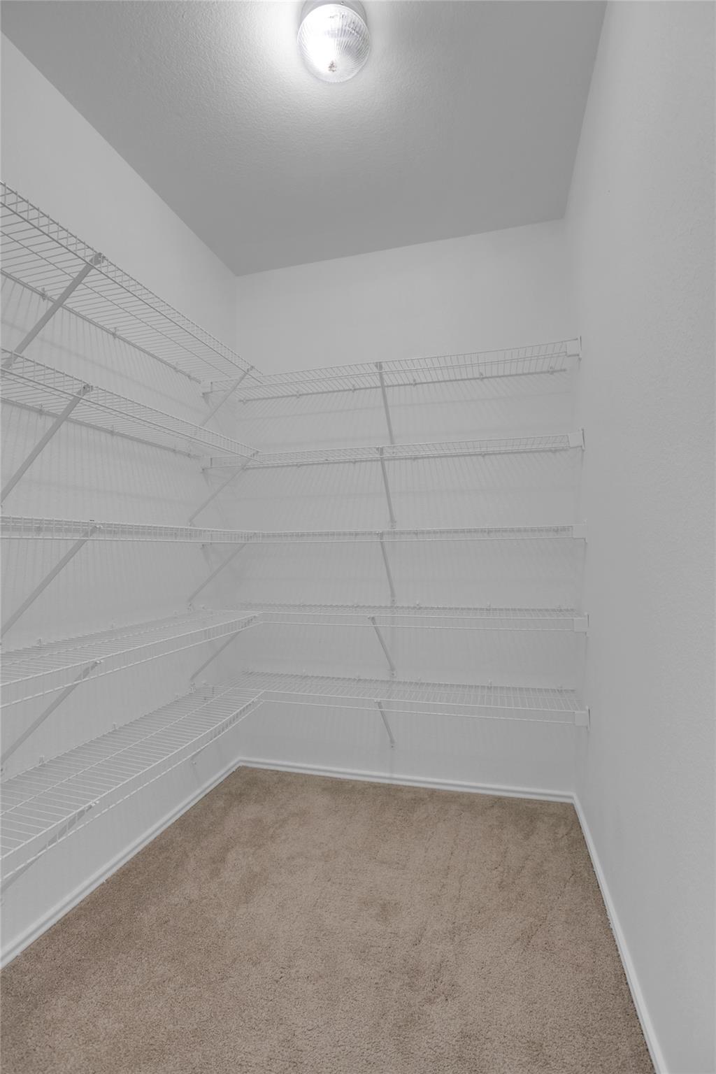 18801 Great Falls Dr, Manor, TX 78653