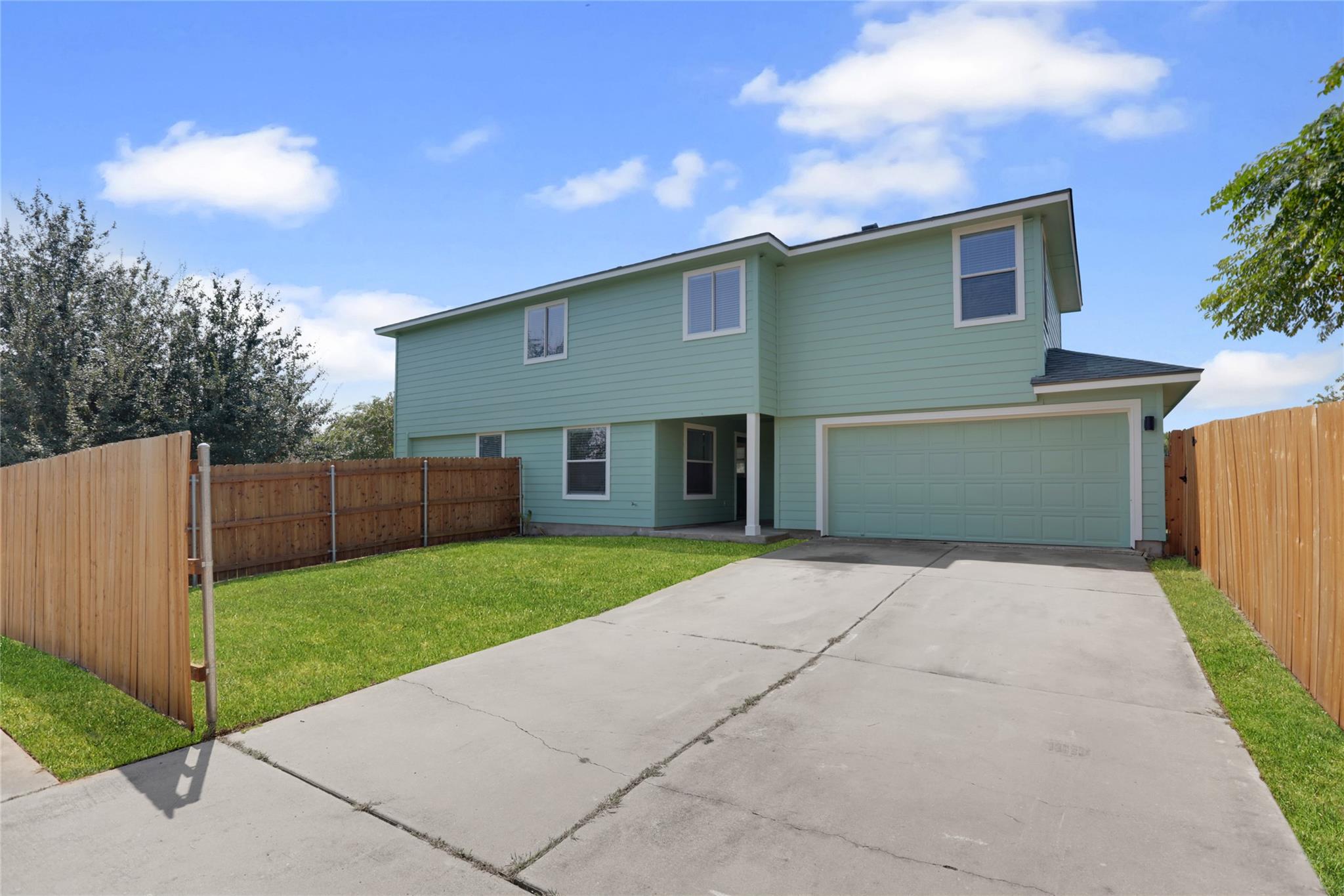 18801 Great Falls Dr, Manor, TX 78653