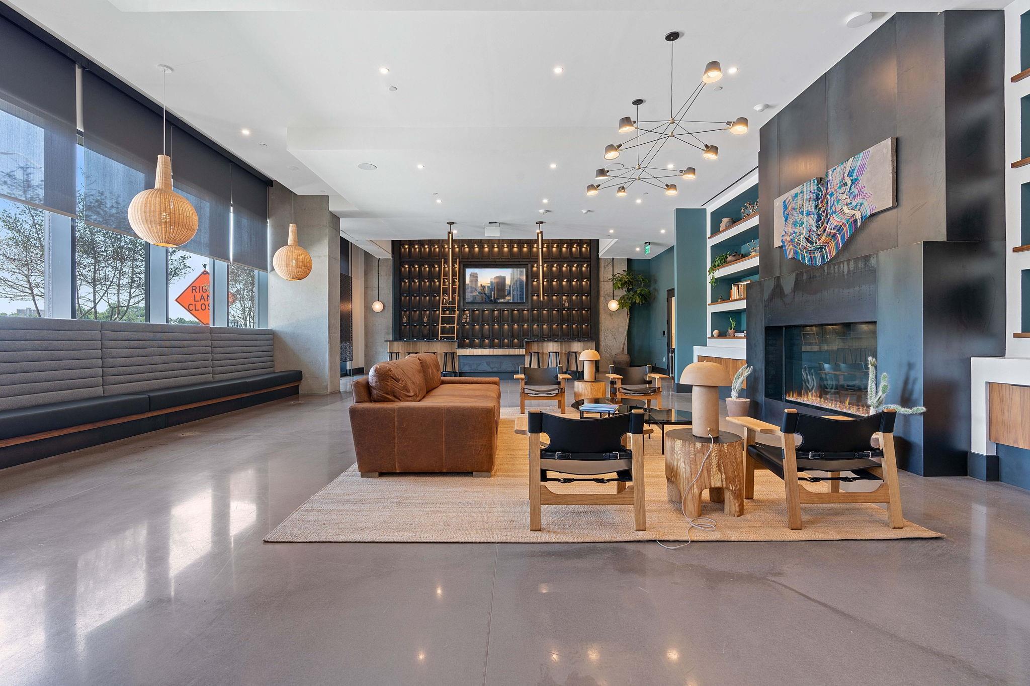 84 East Ave # 2708, Austin, TX 78701